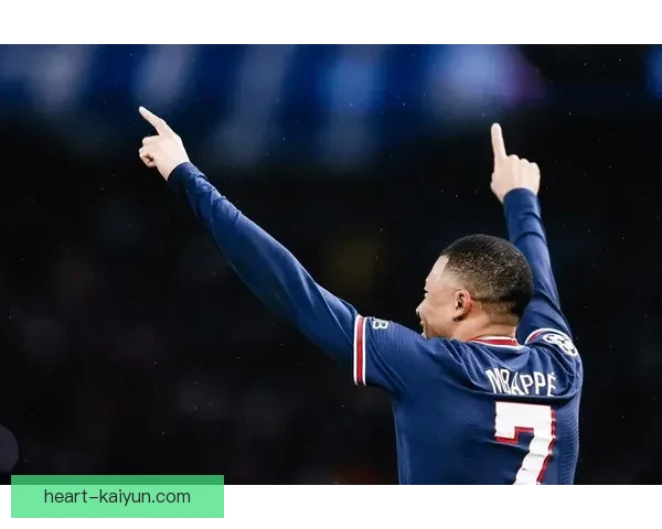 姆巴佩持续保持欧冠关键先生状态，表现稳健引人关注